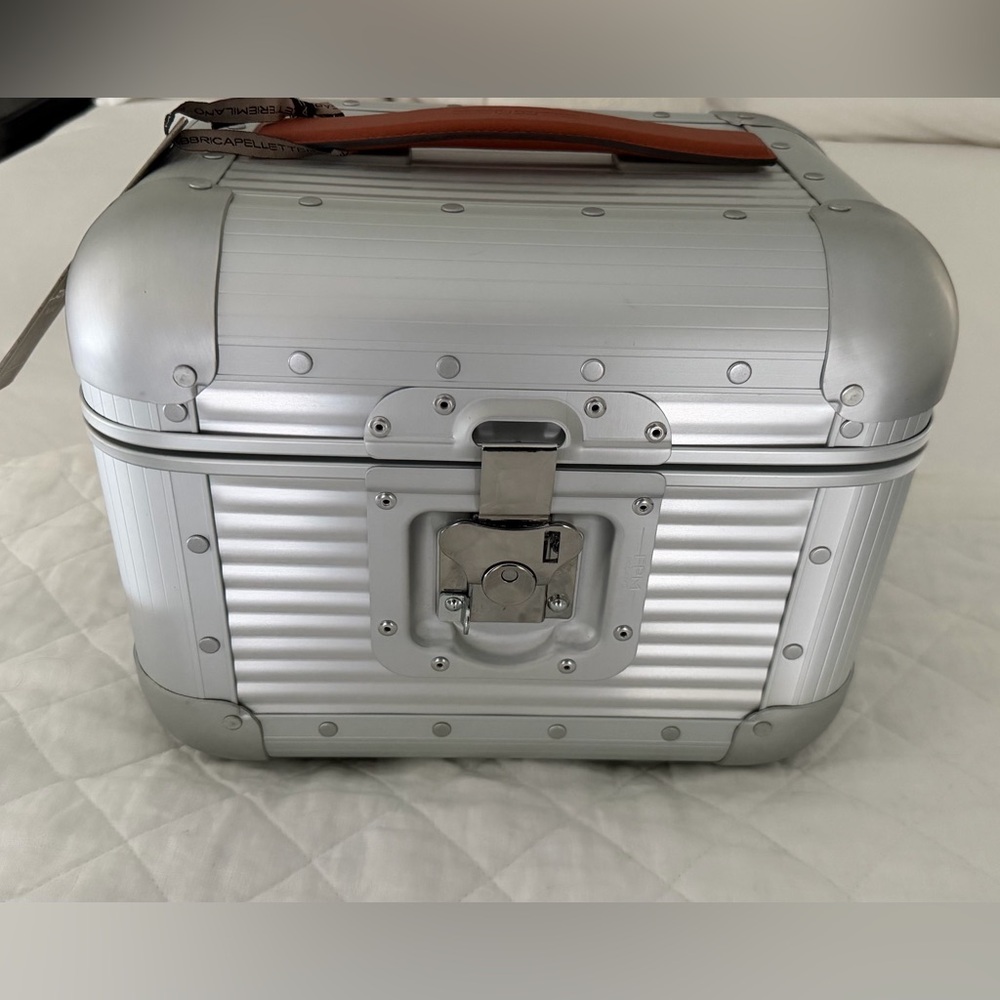 FPM Bank Vanity Case NWT - Makeup -Haircare- Travel